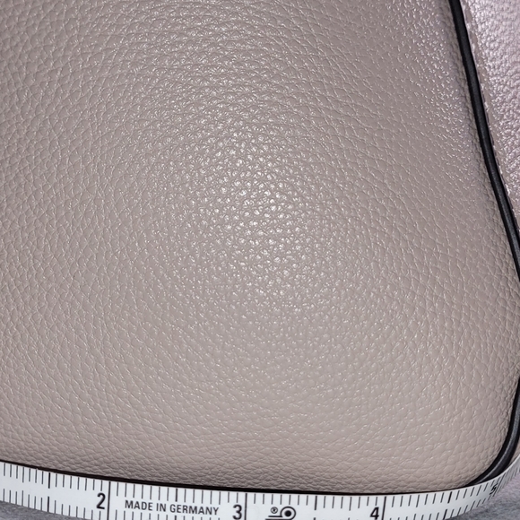 Guess tote bag New  Authentic Gray - Picture 3 of 15